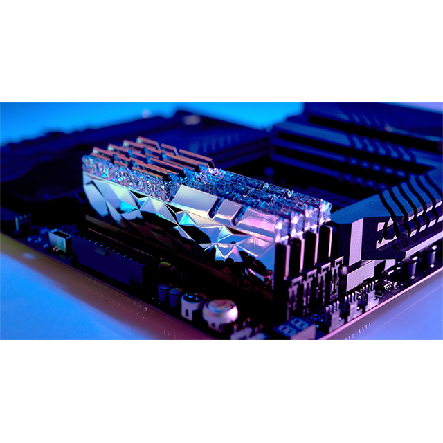 Memoria RAM G. Skill Trident Z Royal Elite Plata 32GB 2X16GB DDR4 4000MHZ CL16-19-19-39 1.40V - F4-4000C16D-32GTES