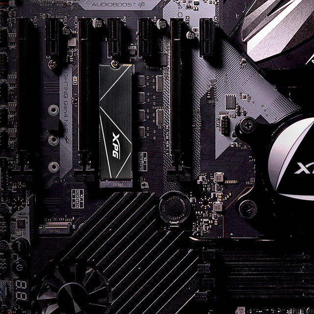 Unidad de Estado Sólido SSD XPG GAMMIX S70 BLADE 2TB, M.2 2280, PCIe 4.0 ×4, NVMe 1.4, 7,400/6,800 MB/s – AGAMMIXS70B-2T-CS