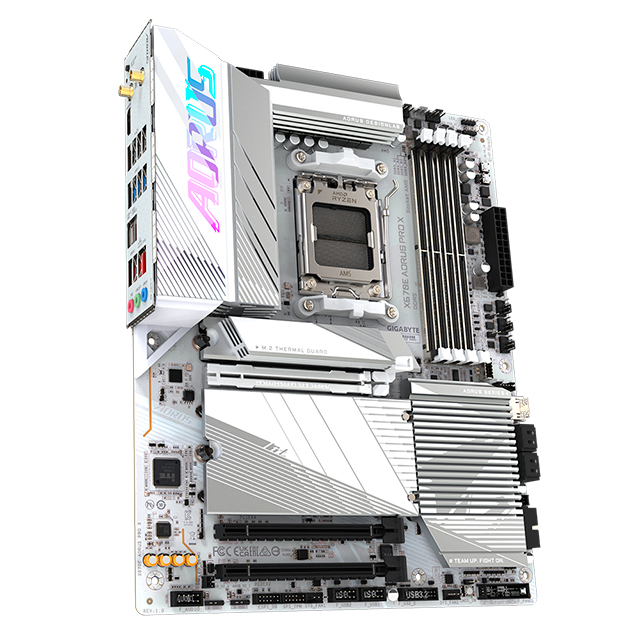 Tarjeta Madre Gigabyte X670E Aorus PRO X | Socket AM5 | Ryzen 7000 / 8000 | ATX | DDR5-8000 OC - X670E-AORUS-PRO-X