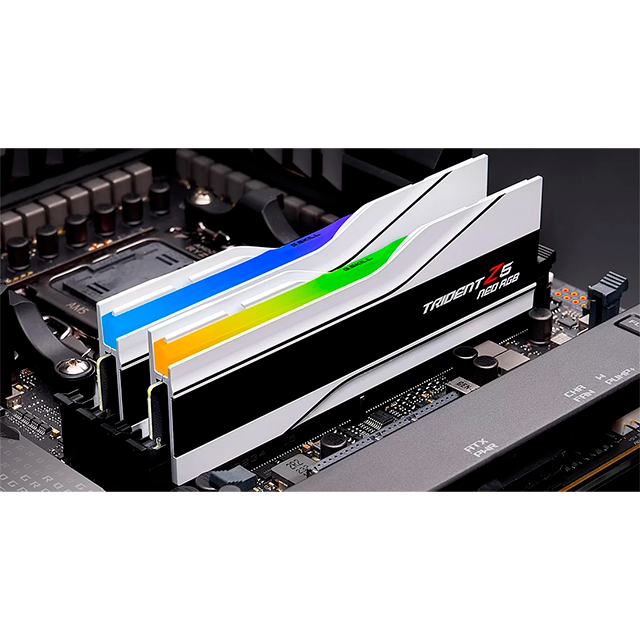 Memoria RAM G.SKILL Trident Z5 Neo RGB, 32GB (2x16GB), DDR5, 6400MHz, CL32, AMD EXPO, Blanco - F5-6400J3239G16GX2-TZ5NRW
