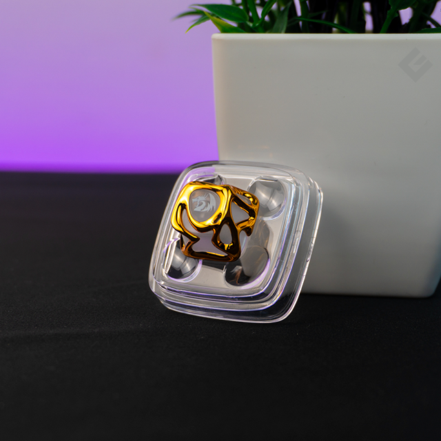 Keycap Redragon para una tecla, transparente con dorado